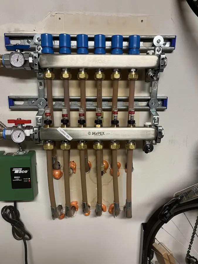 Plumber performing Gas Leak Detection at a residential property in Madera